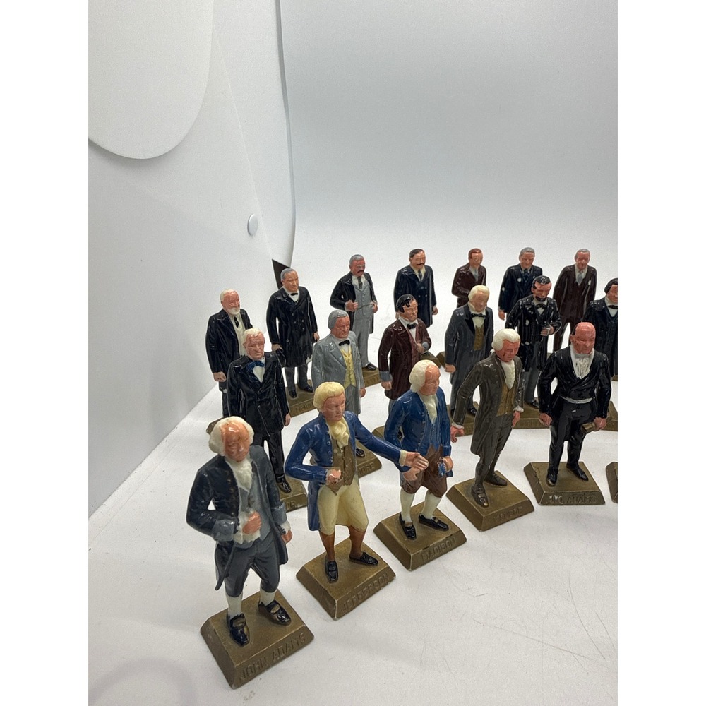 Vintage Louis Marx & Co US Presidents Miniature Figure Set 36 Pieces Painted - Picture 3 of 6